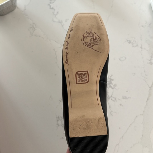 Franco Sarto black ballet flat Size 7 - Picture 6 of 6